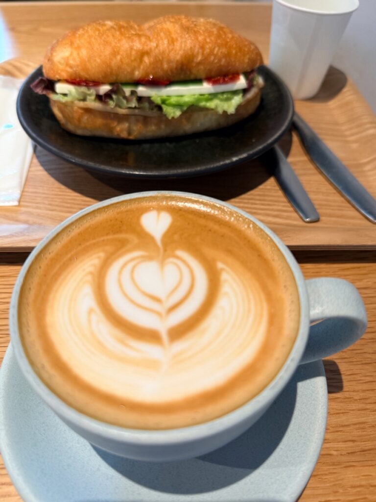 カフェ